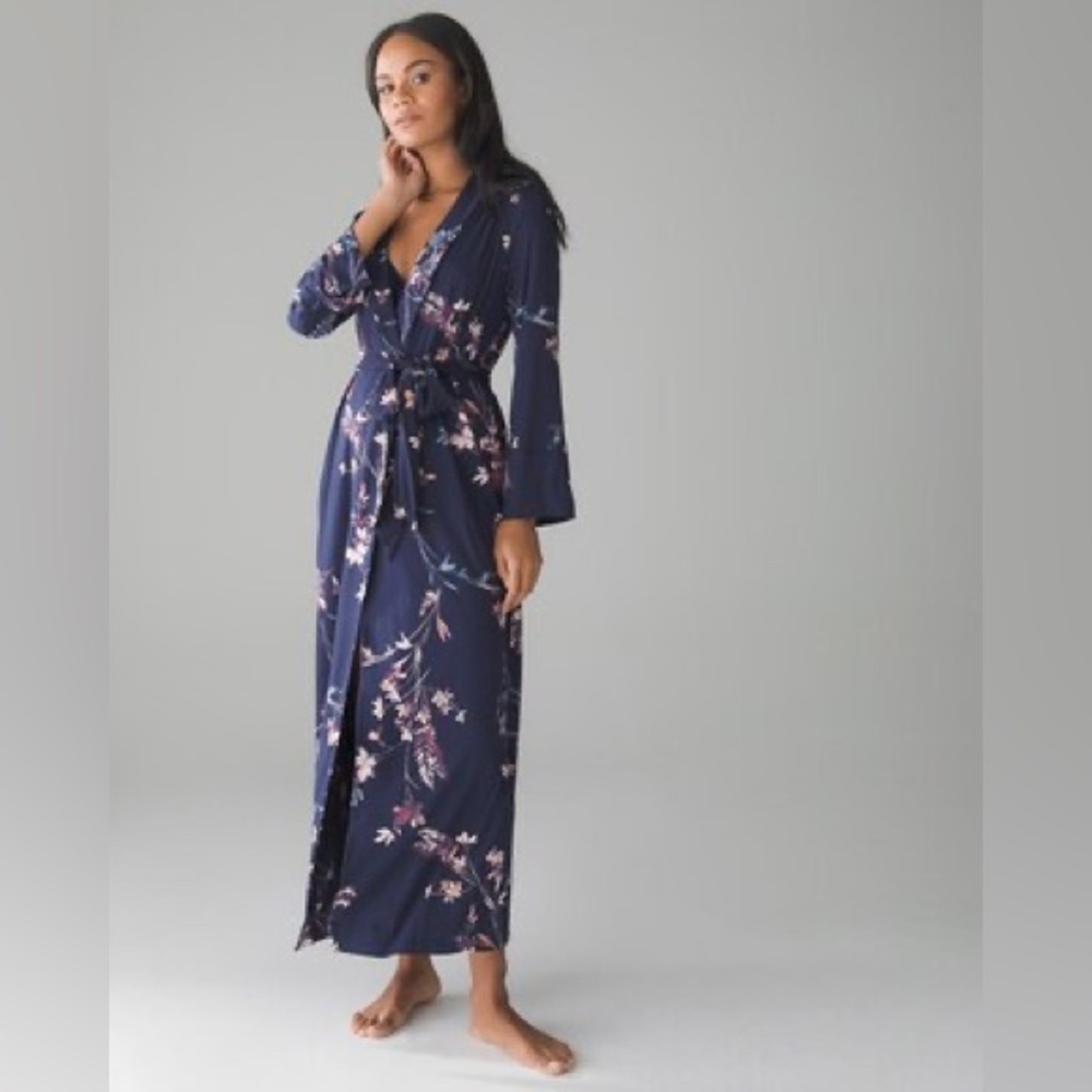 Valerie Stevens Navy Blue Floral Kimono Robe Duster